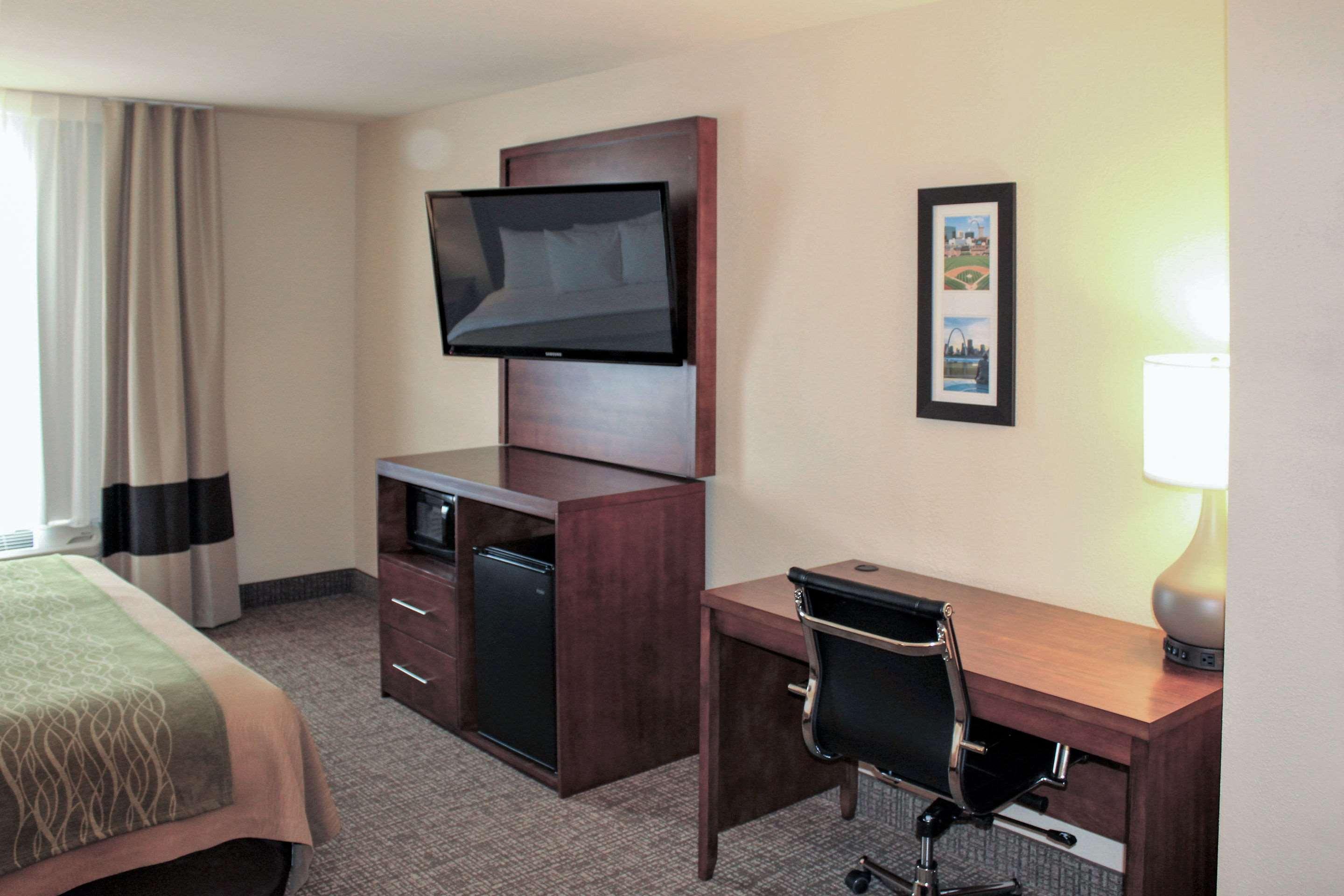 Comfort Inn & Suites St Louis - Честерфілд Екстер'єр фото