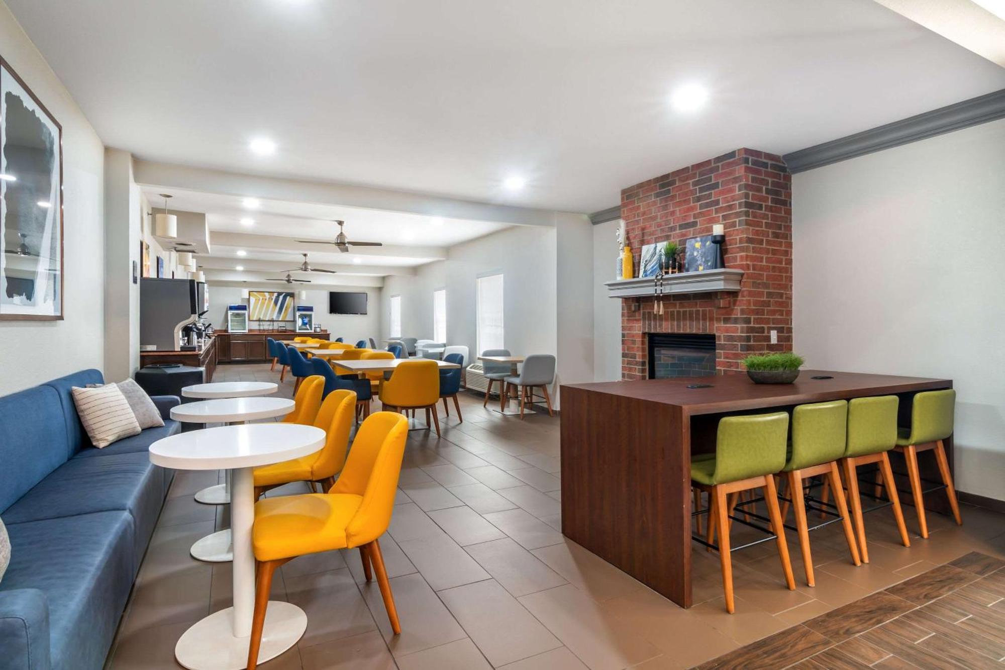 Comfort Inn & Suites St Louis - Честерфілд Екстер'єр фото